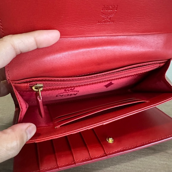 MCM Burnt Orange (Red Tone) Leather Trifold Large Wallet in Very Good Condition - Picture 9 of 9